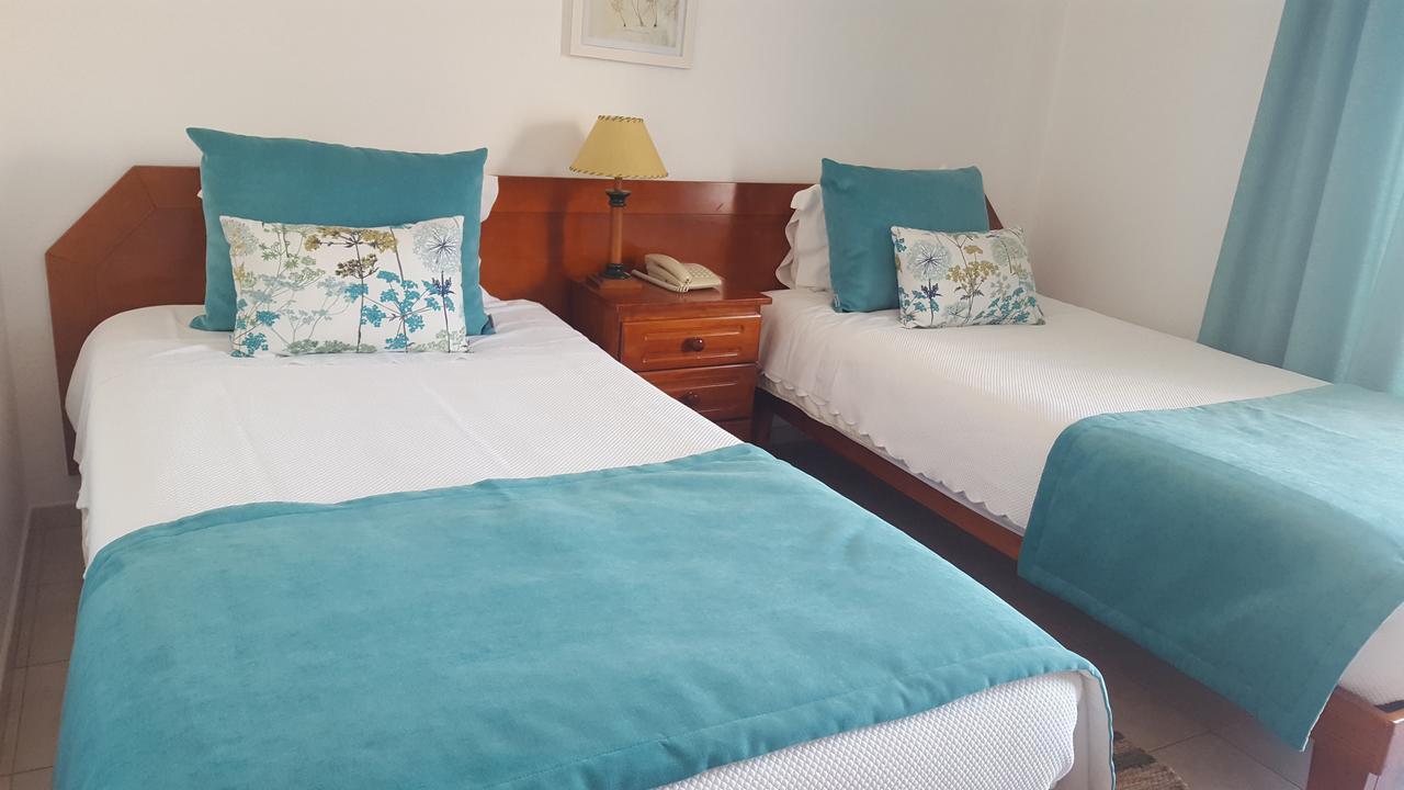Mira Parque Bed and Breakfast Albufeira Exteriör bild